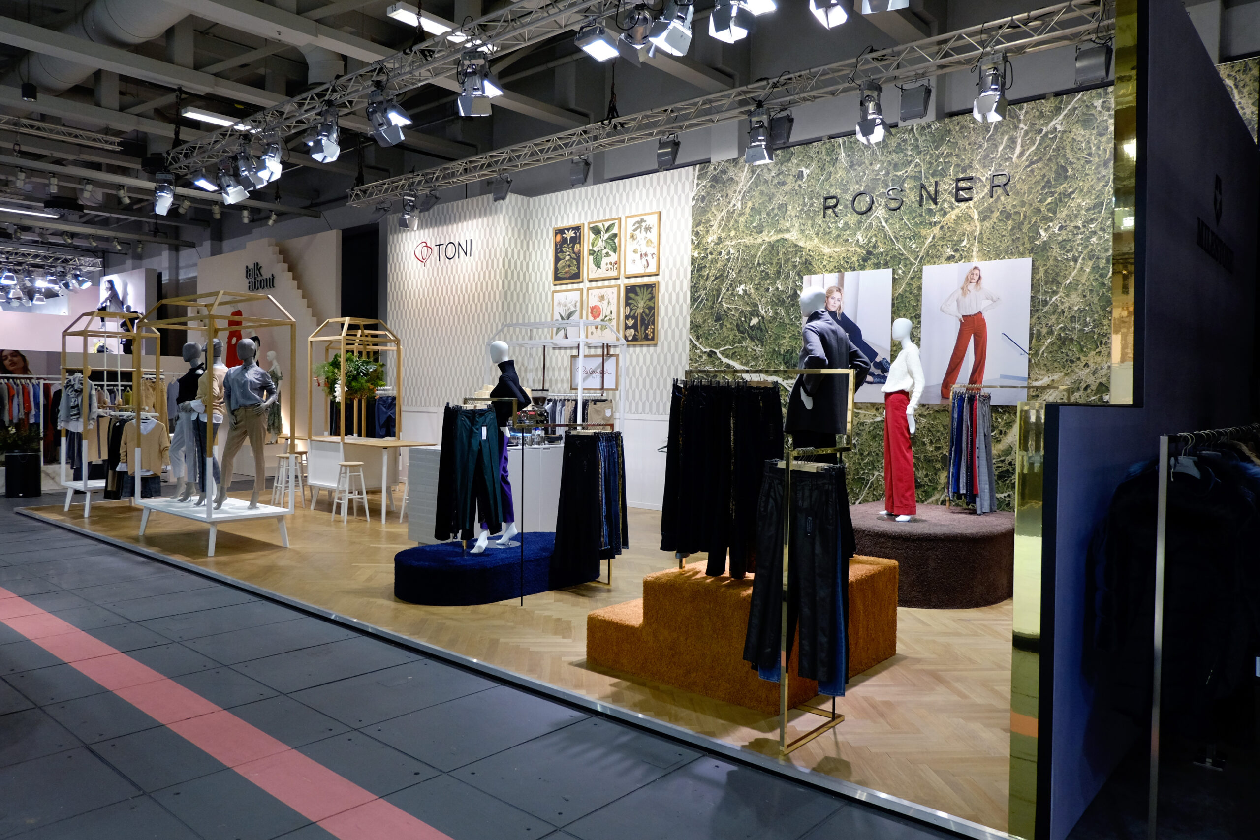 Fashion Messestand Design für deutsche Mode Marken Toni und Rosner